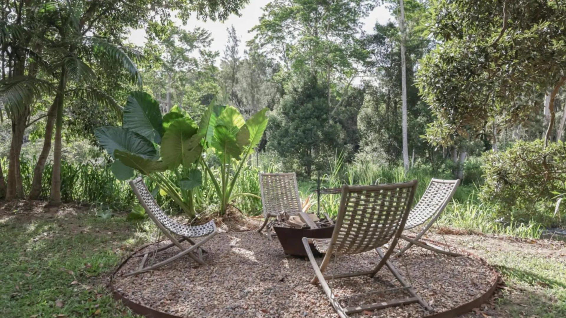 Luxury tent Reset Tallebudgera Valley Australia