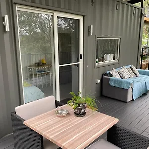 Guest house 424 Trees Tiny, Tallebudgera